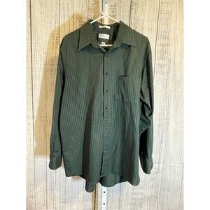 Van Heusen Men’s Dress Shirt Green 16 1/2 34/35 Christmas Satin Stripe